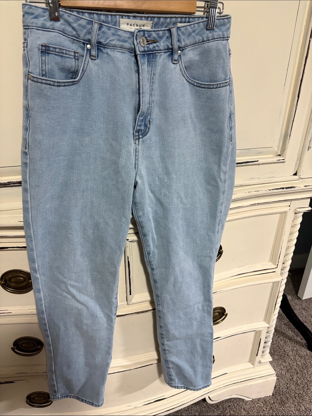 PacSun Light Wash High-Rise Women's Jeans